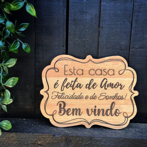 Placa - Esta casa é feita de Amor