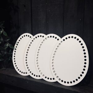 Base Oval 20X15- Fio de Malha / Trapilho